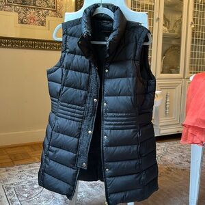 Black weatherproof zip up down feather duck feather vest